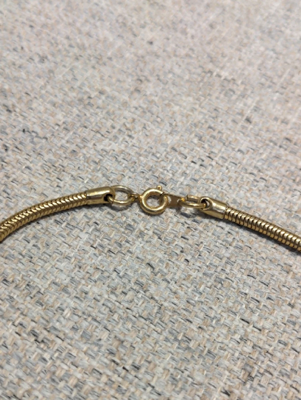 Vintage Artistic Brass Tone Sunburst Pendant Necklace  3" Diameter With Chain - Picture 6 of 8